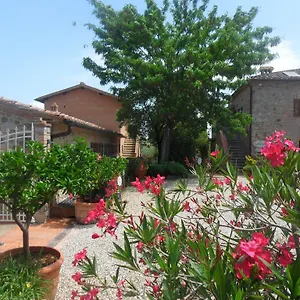Fullino Nero Rta - Residenza Turistico Alberghiera , Siena Itália